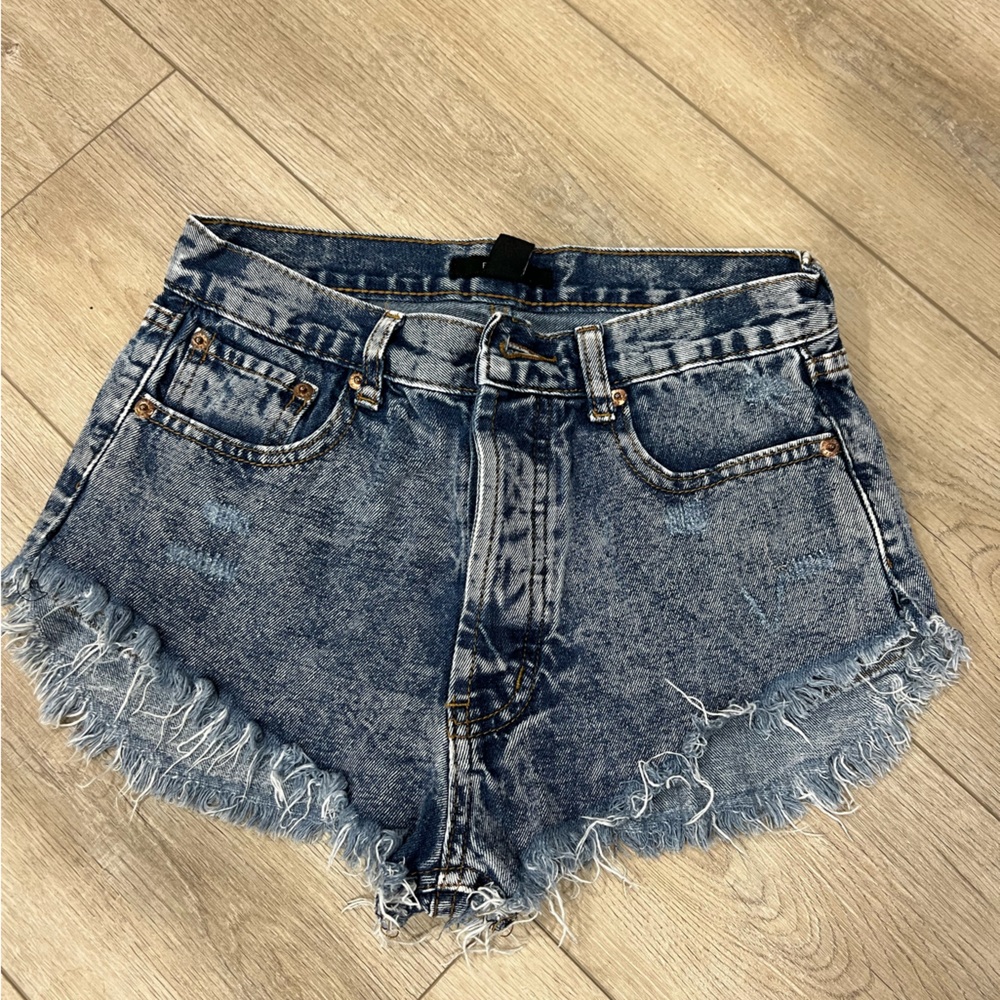 Forever 21 jean shorts- size small